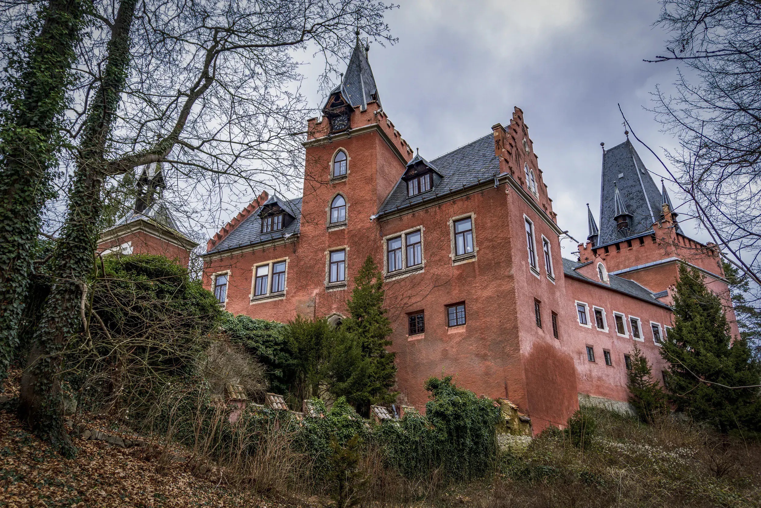 Ferienhaus Webseite Cerveny Hradek Sideview 2