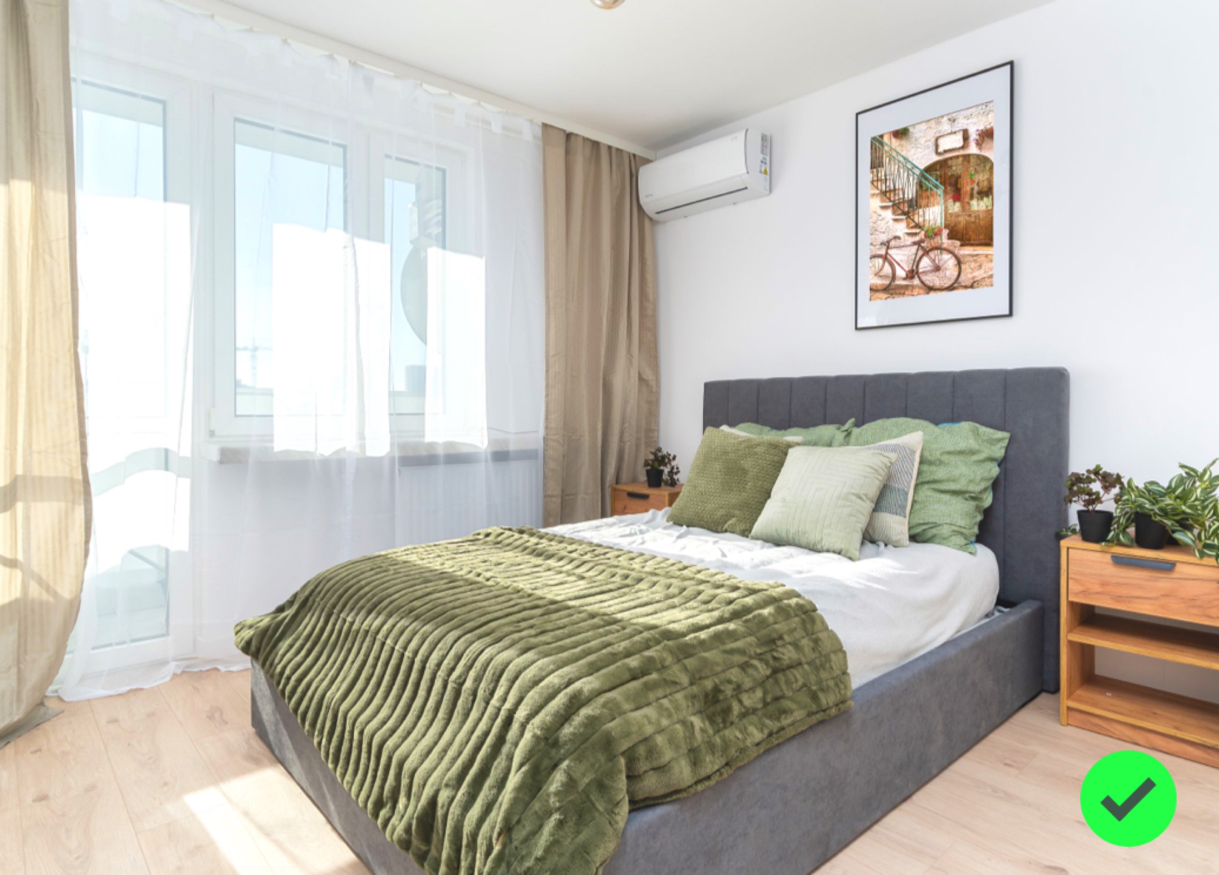 gut beleuchtetes zimmer ferienhaus fotografie